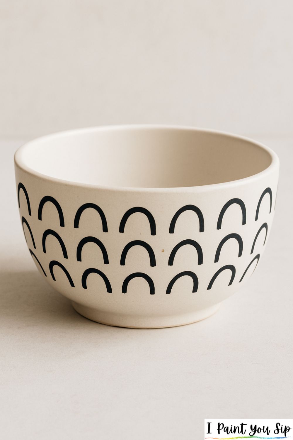 minimalist arch motifs